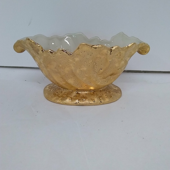Vintage 22-Karat Weeping Gold Vase Planter Mid Century Porcelain Ceramic - Picture 1 of 6